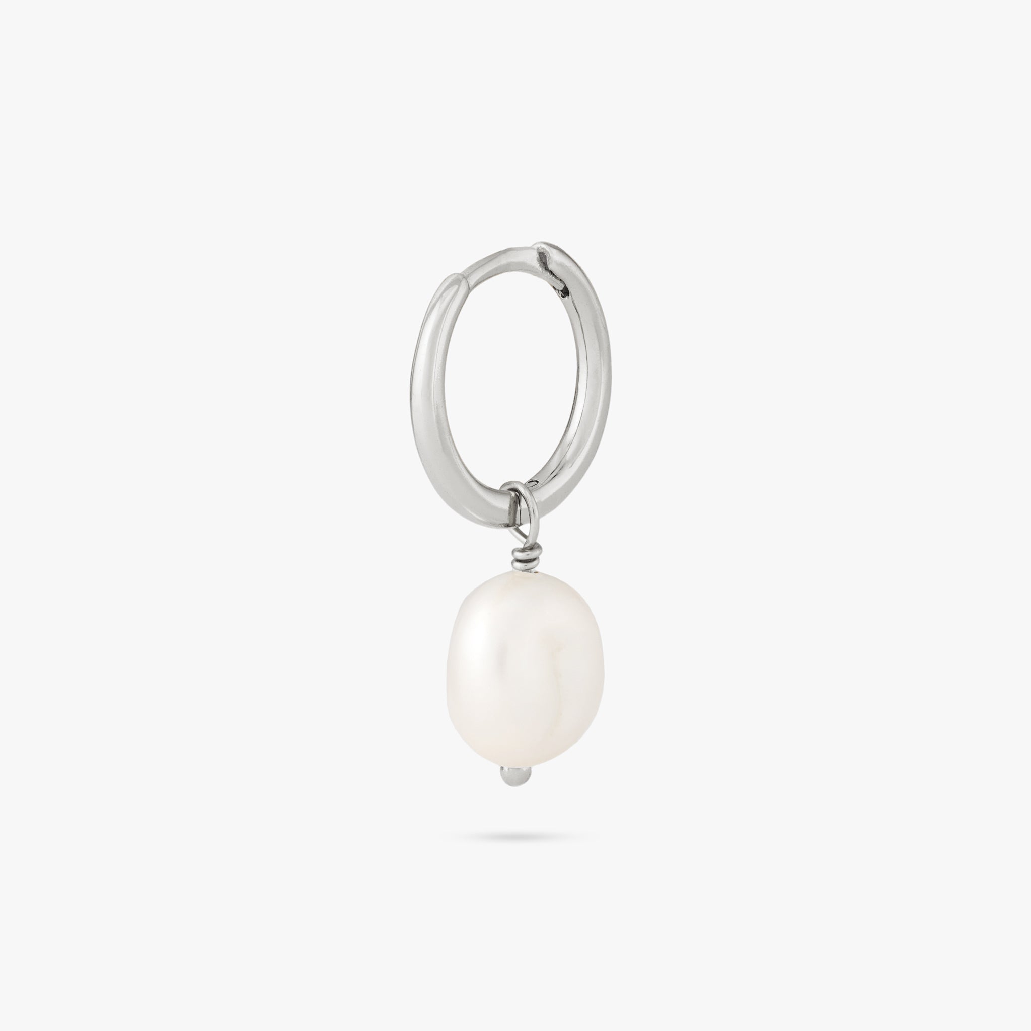 Baroque Pearl Huggie - Image 5