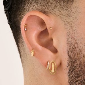 Alternative view of Square Twist Huggie